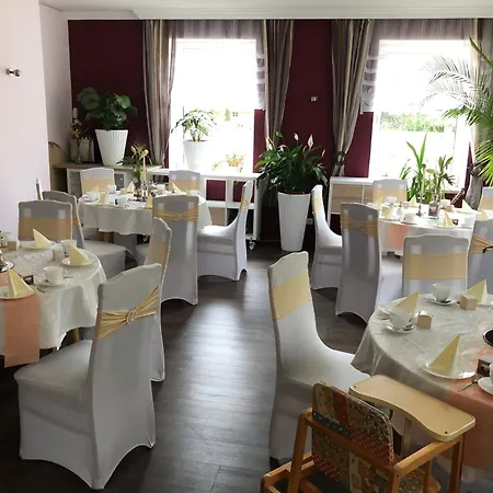 Weinhaus Eberitzsch Gmbh Hotel Bad Blankenburg